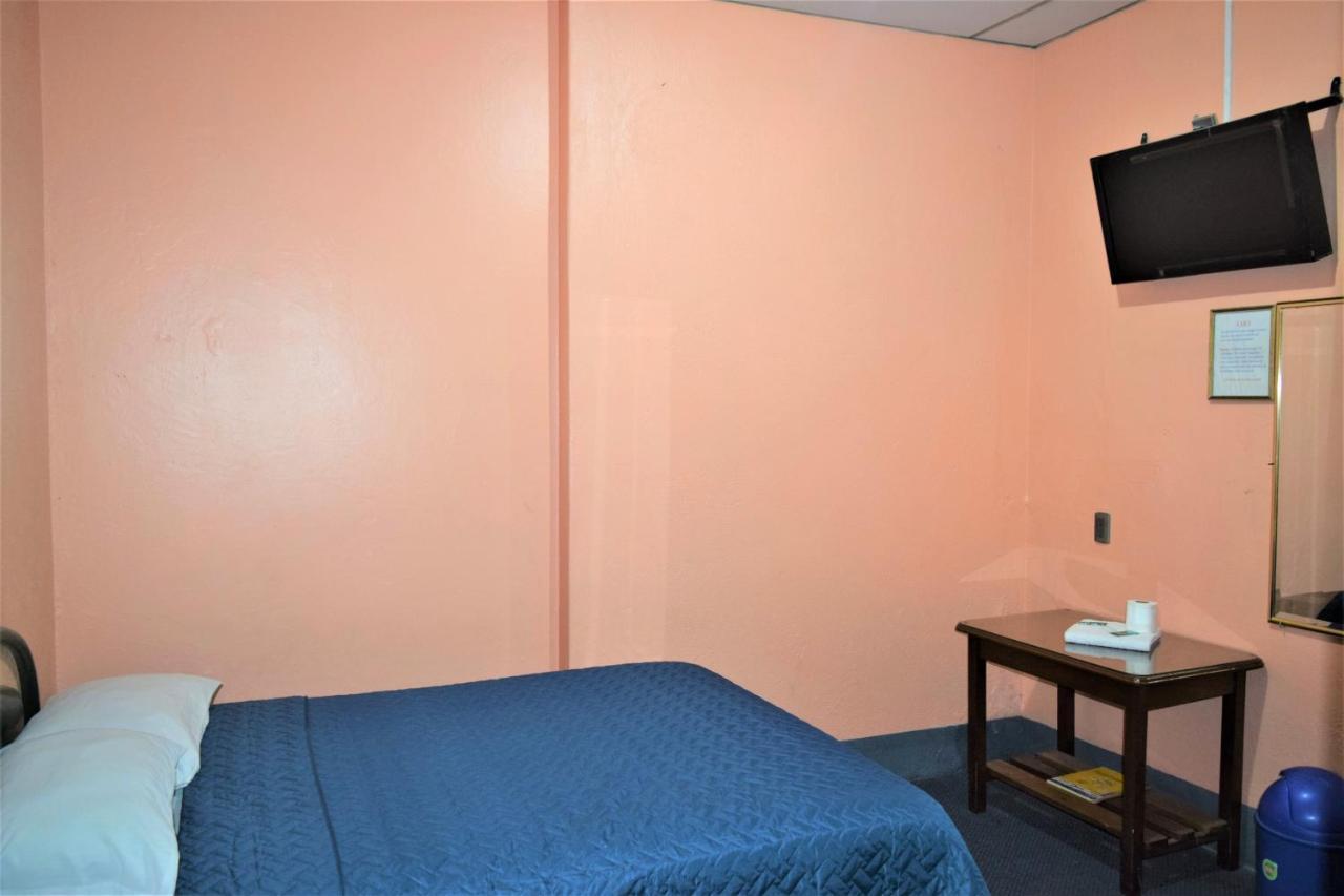 Hotel Asuncion グアテマラシティ エクステリア 写真