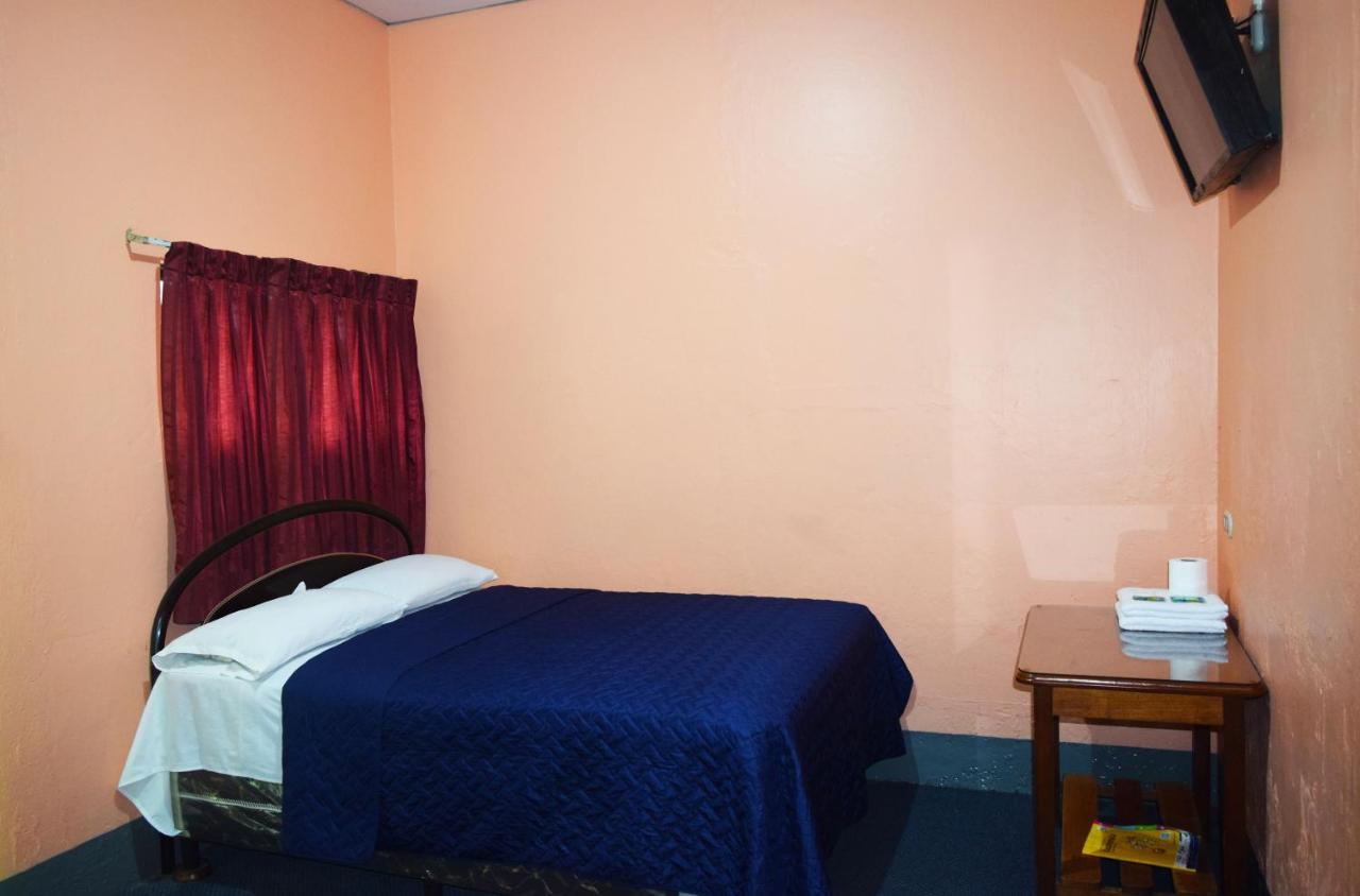 Hotel Asuncion グアテマラシティ エクステリア 写真